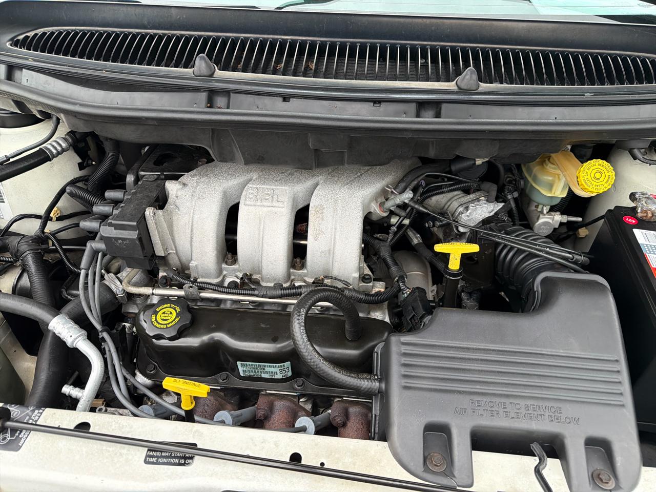 Dodge Caravan LE 1998