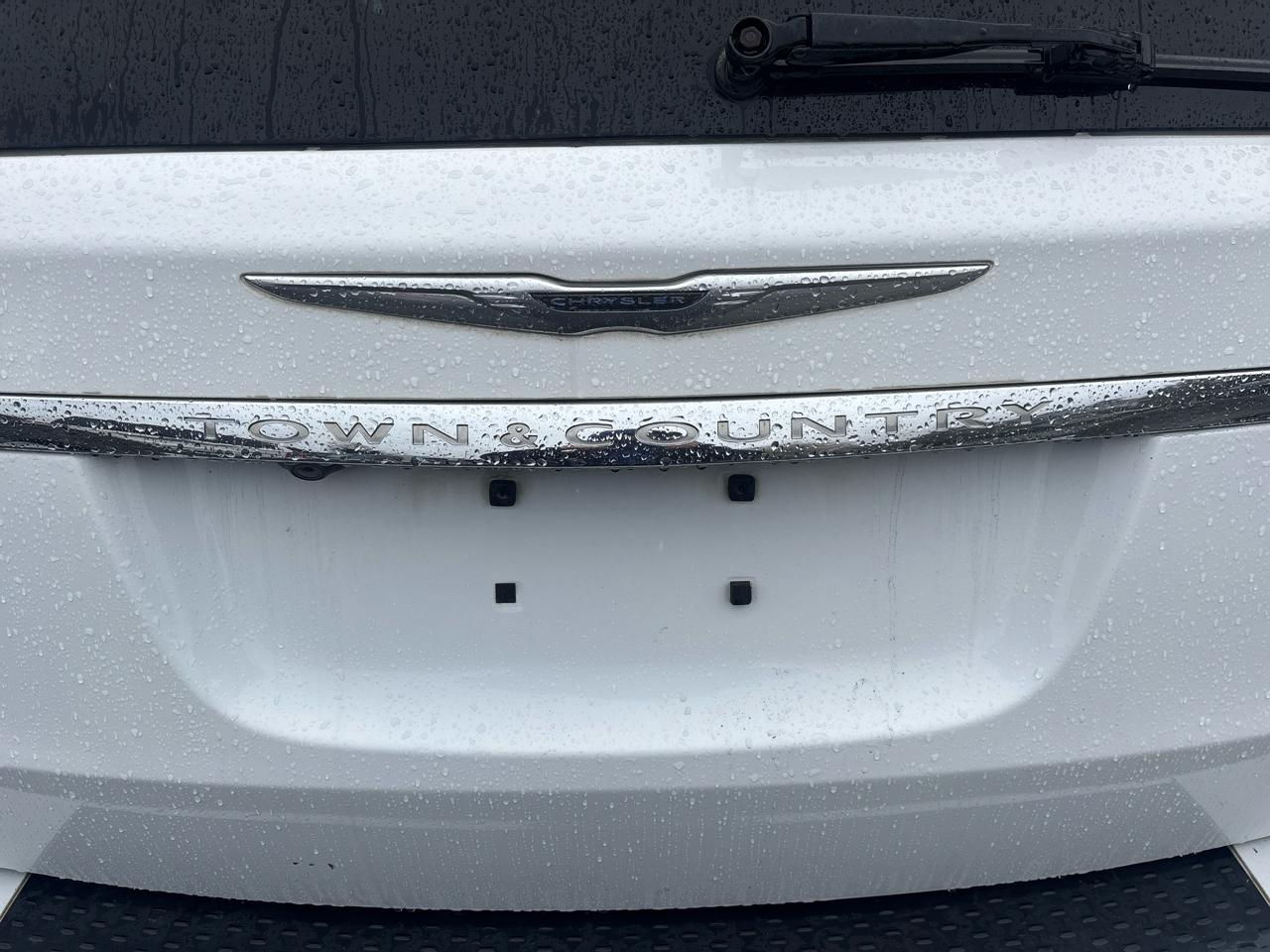 Chrysler Town & Country Touring 2014