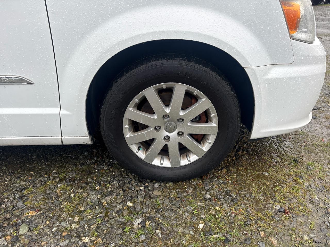 Chrysler Town & Country Touring 2014