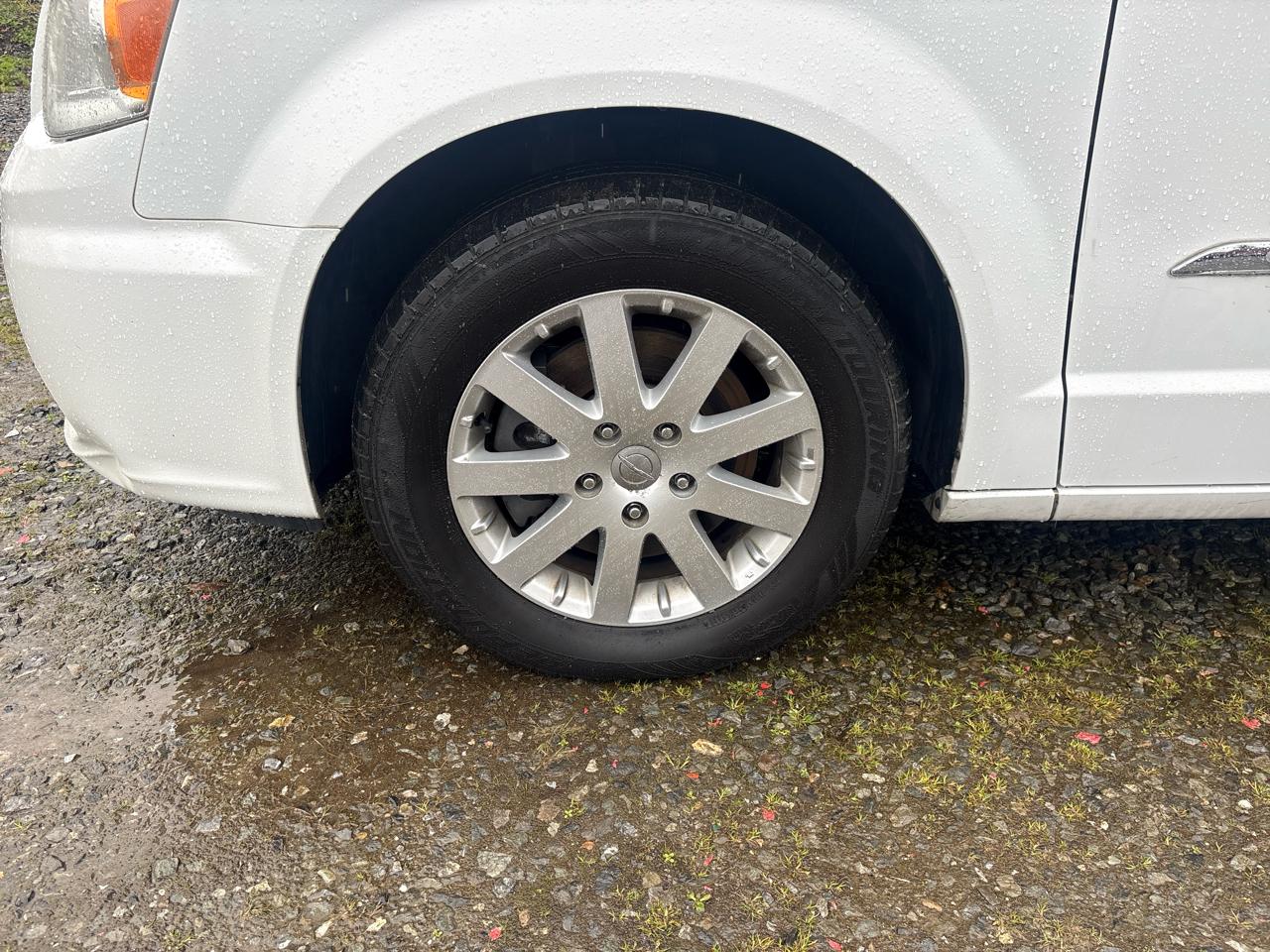 Chrysler Town & Country Touring 2014