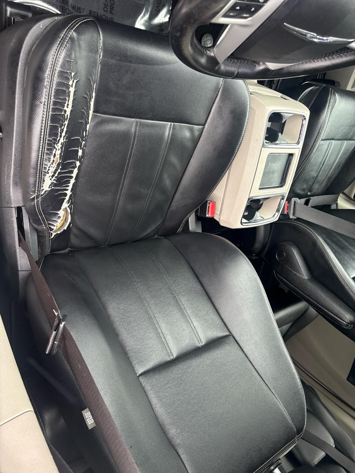 Chrysler Town & Country Touring 2014