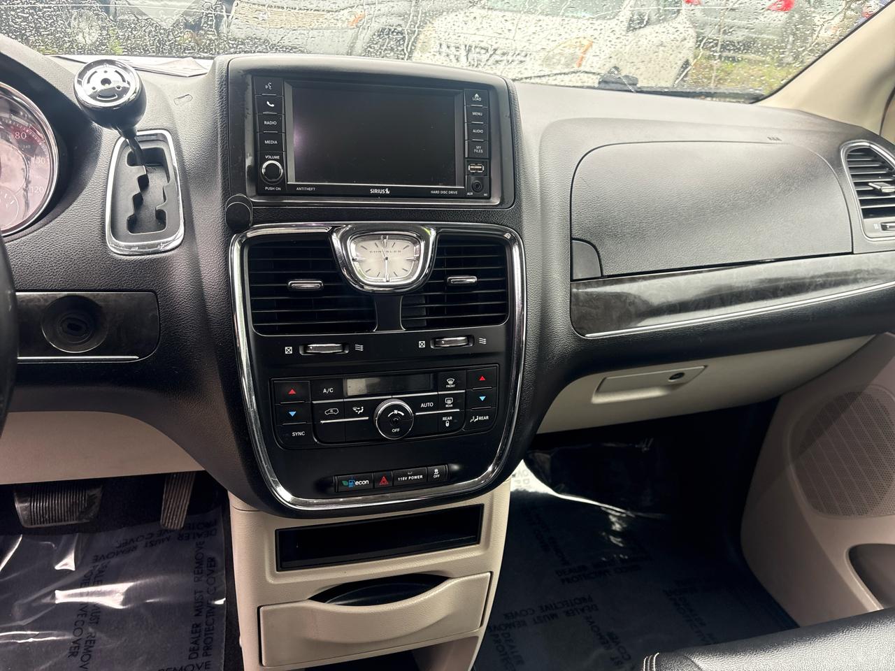 Chrysler Town & Country Touring 2014