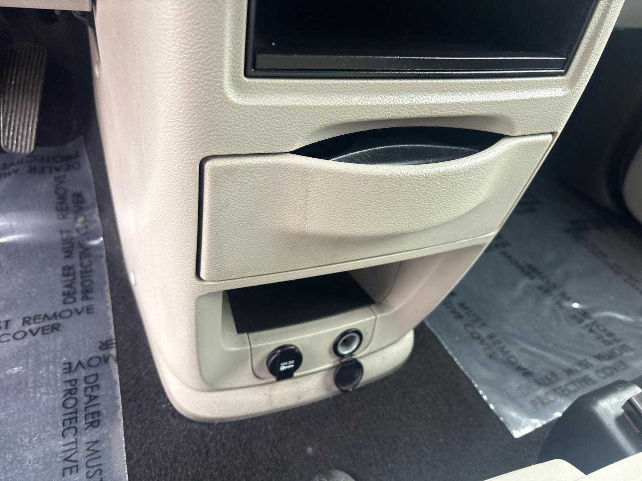 Chrysler Town & Country Touring 2014