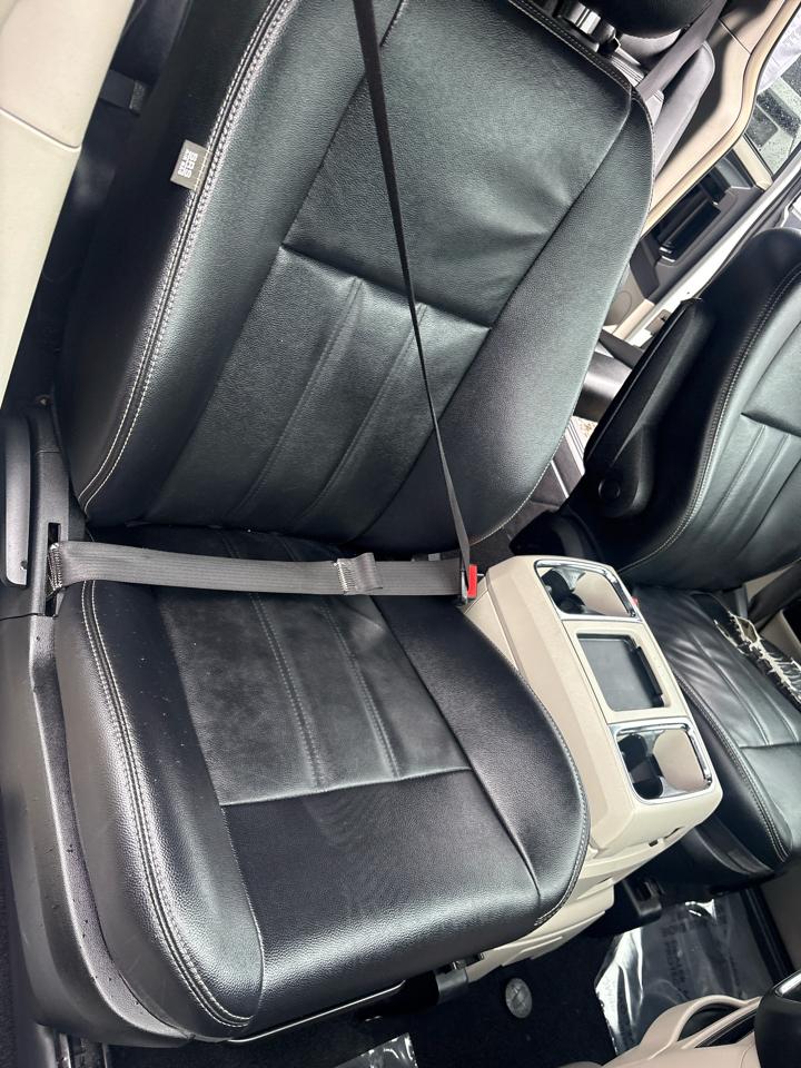 Chrysler Town & Country Touring 2014