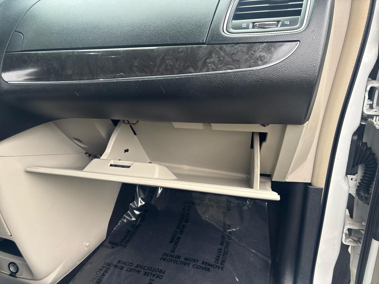 Chrysler Town & Country Touring 2014