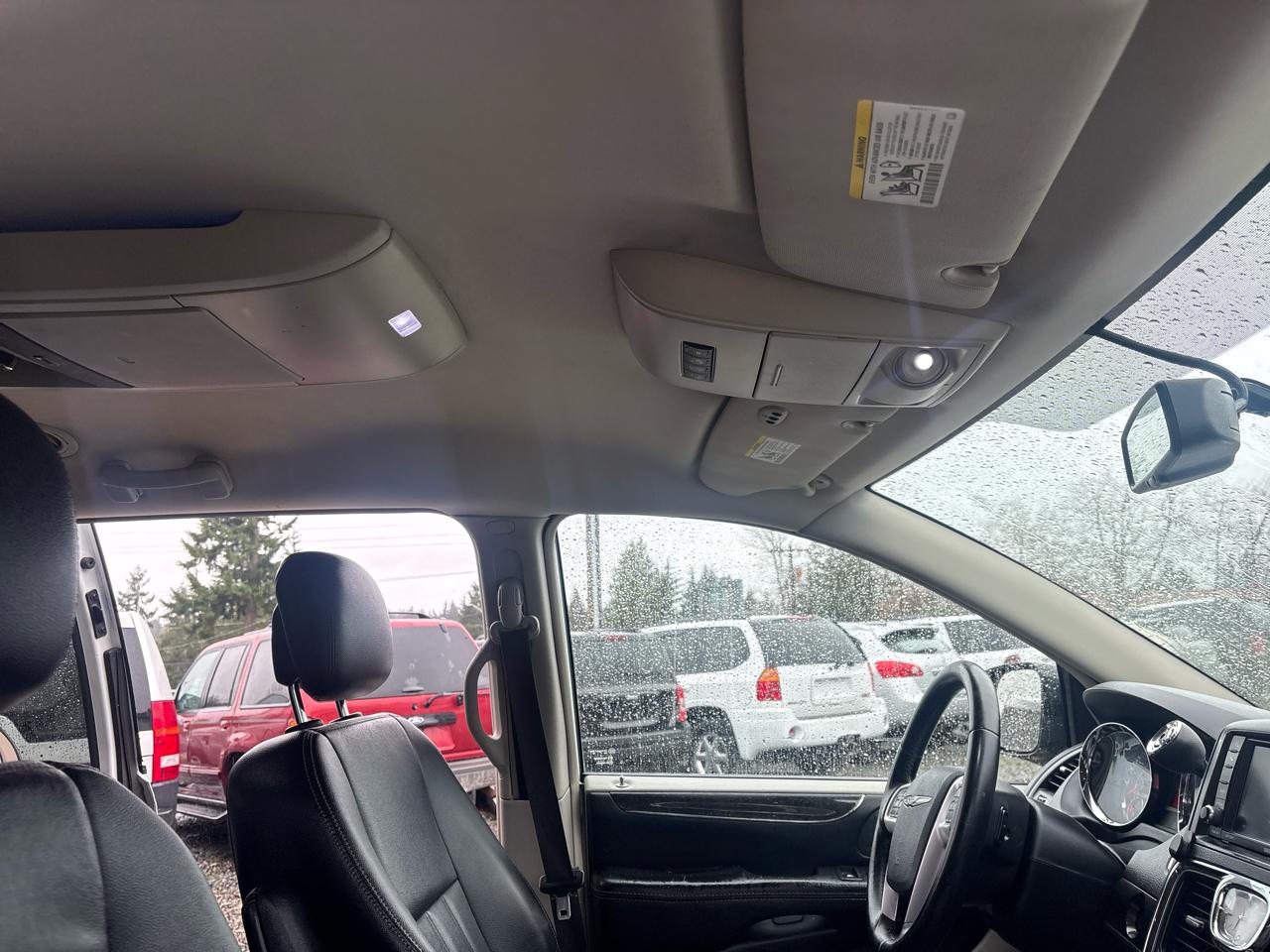 Chrysler Town & Country Touring 2014