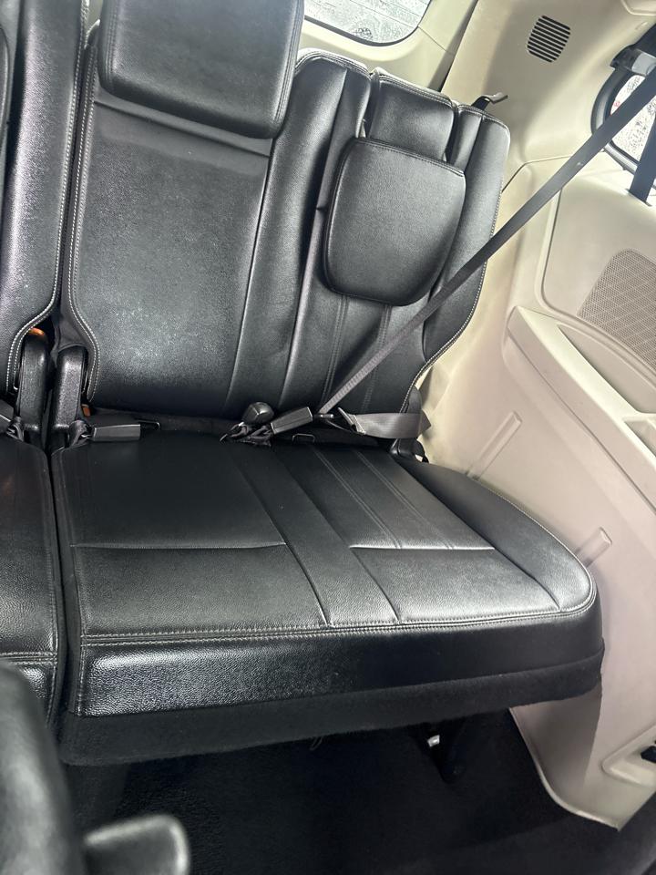 Chrysler Town & Country Touring 2014