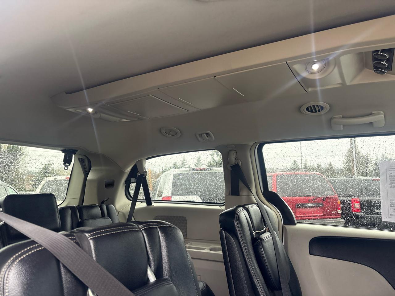 Chrysler Town & Country Touring 2014