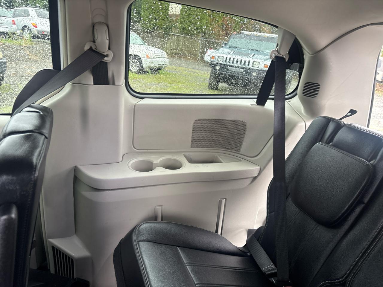 Chrysler Town & Country Touring 2014