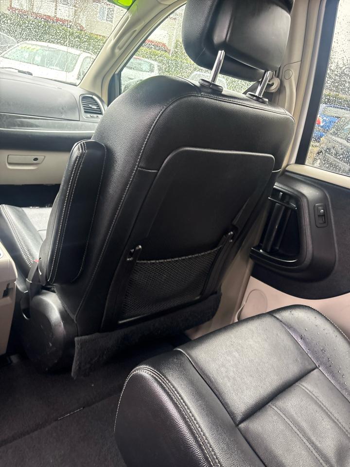 Chrysler Town & Country Touring 2014