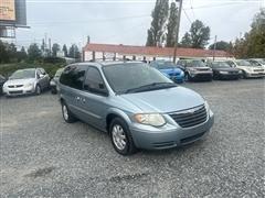 2006 Chrysler Town & Country 
