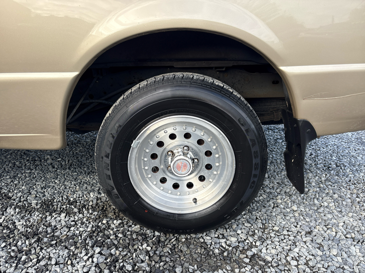 2002 Ford Ranger XL photo 5