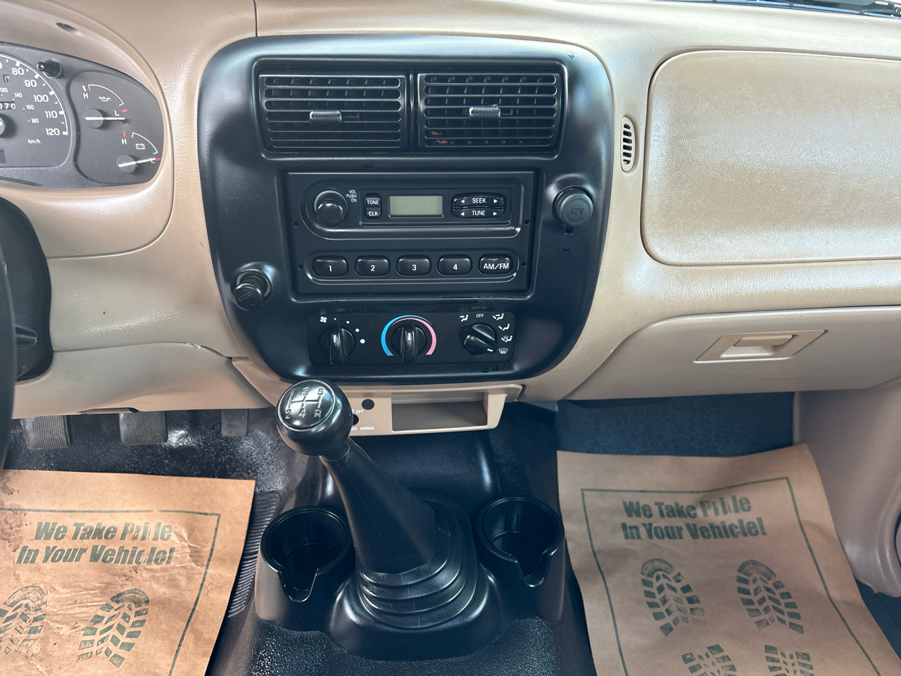 2002 Ford Ranger XL photo 11