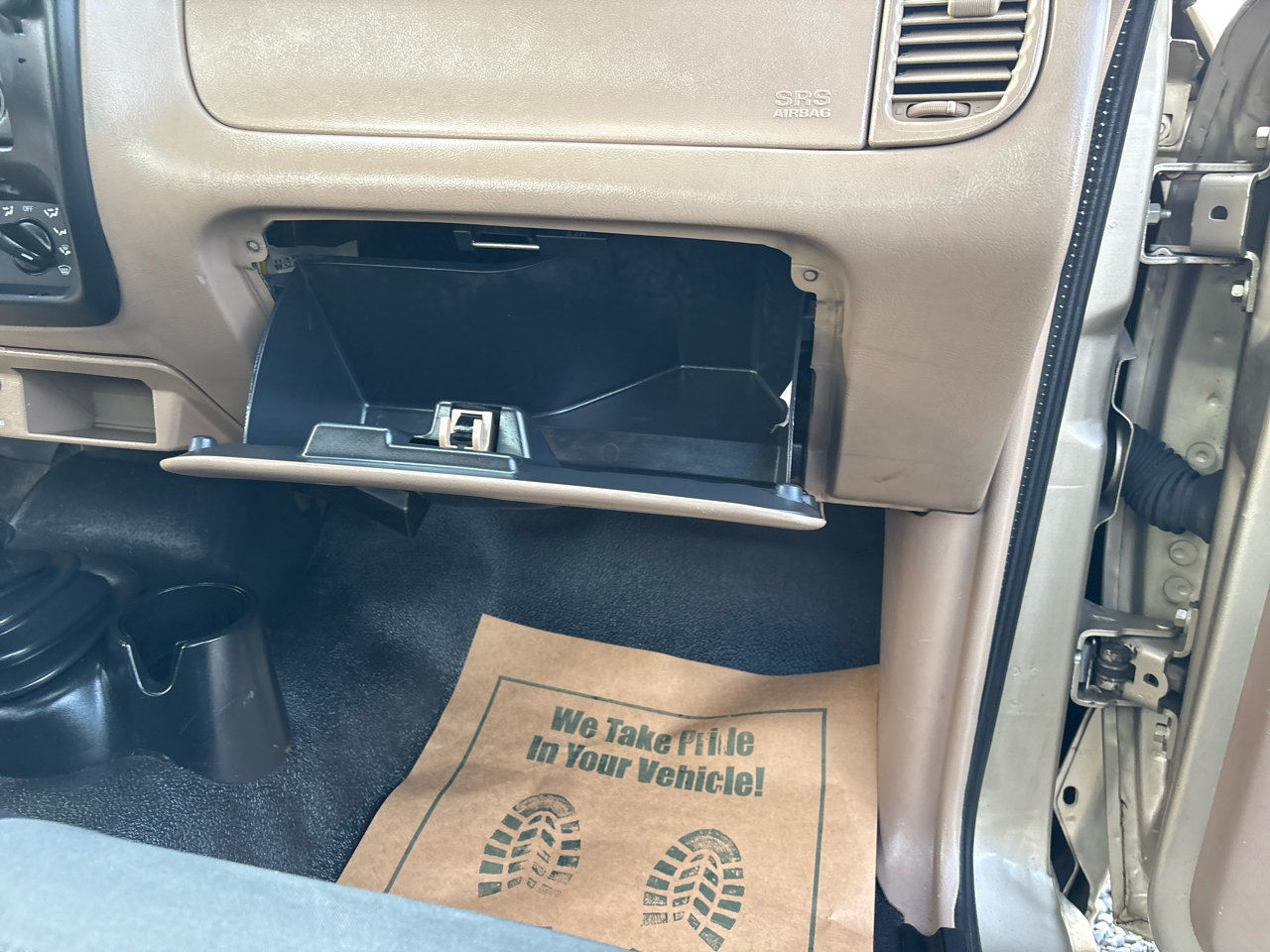 2002 Ford Ranger XL photo 18