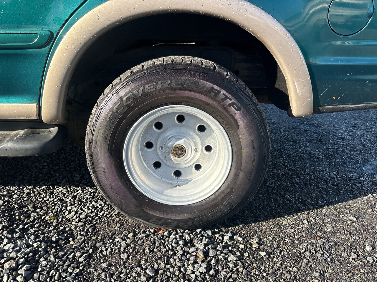 Ford Expedition XLT 4WD 1997 Ford Expedition XLT 4WD 1997