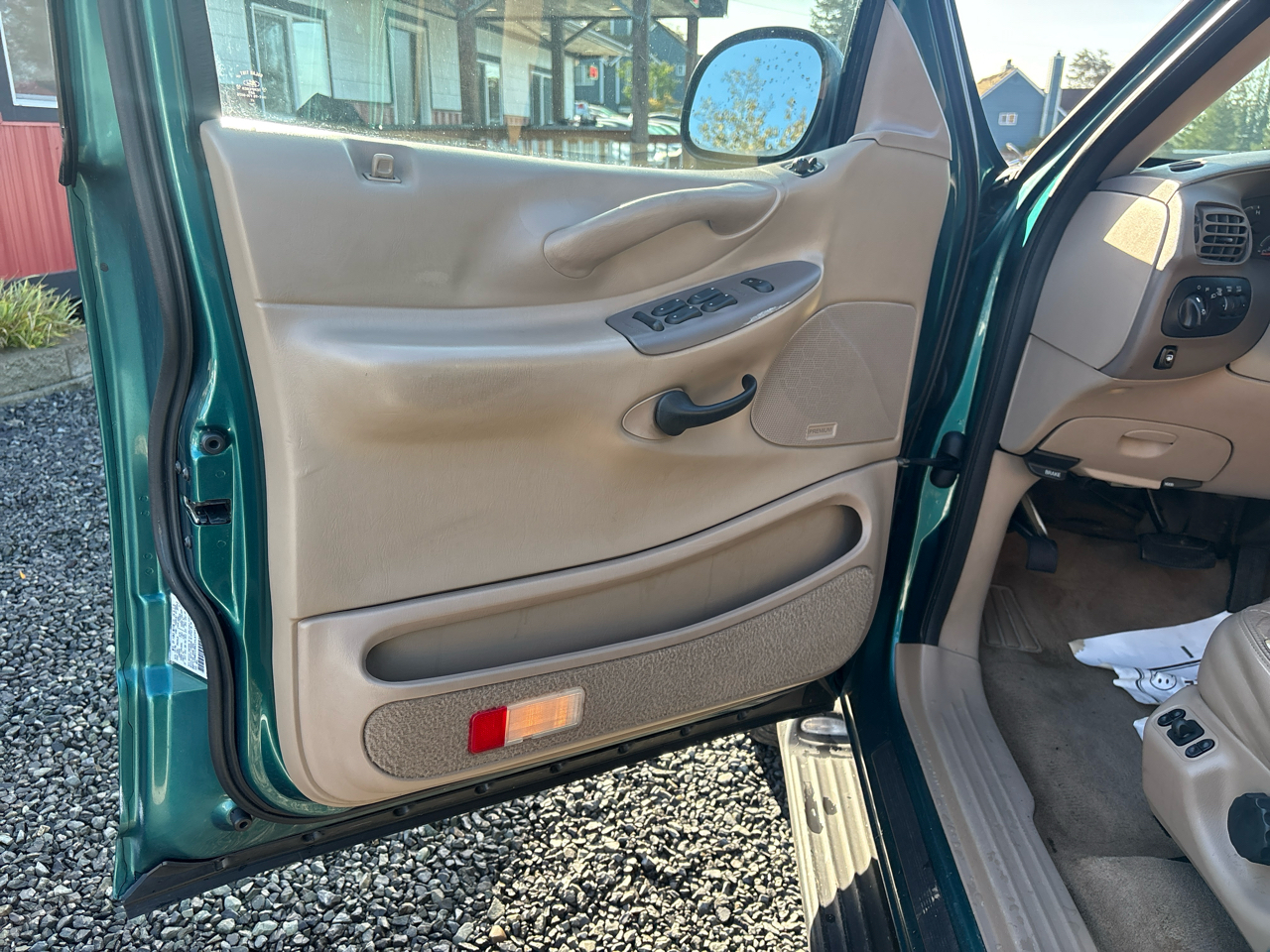 Ford Expedition XLT 4WD 1997 Ford Expedition XLT 4WD 1997