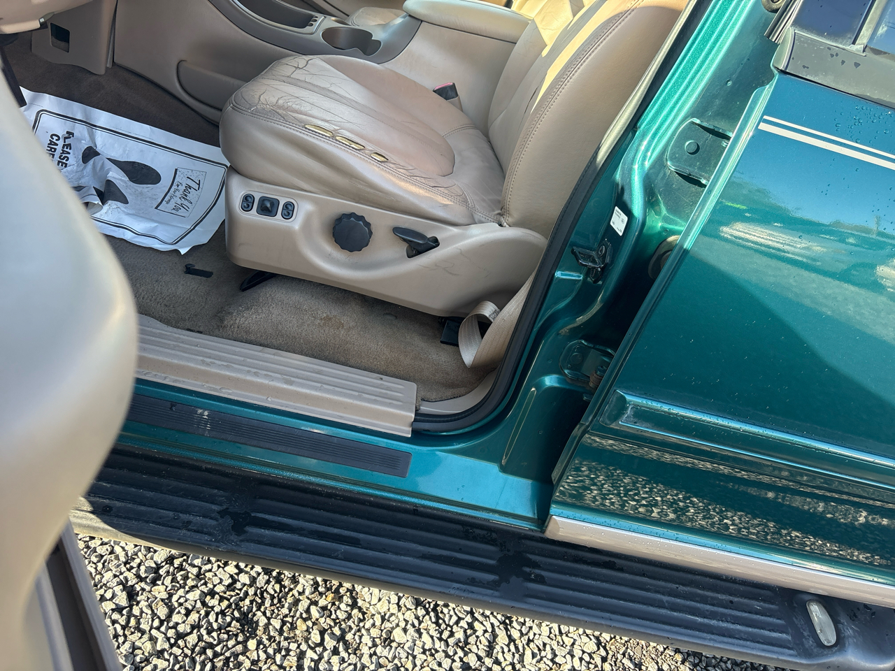 Ford Expedition XLT 4WD 1997 Ford Expedition XLT 4WD 1997