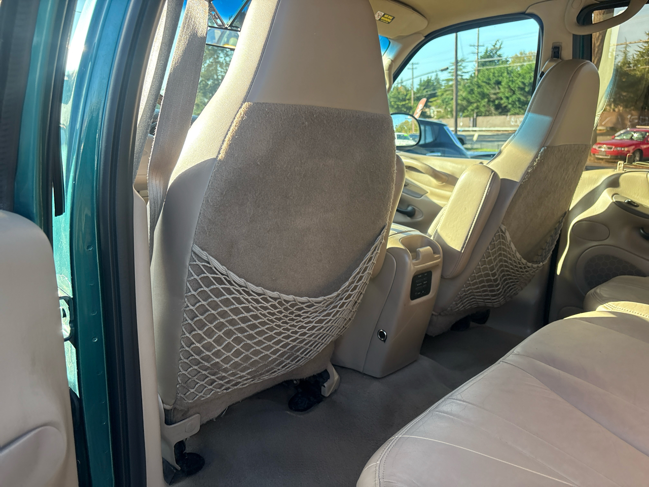 Ford Expedition XLT 4WD 1997 Ford Expedition XLT 4WD 1997