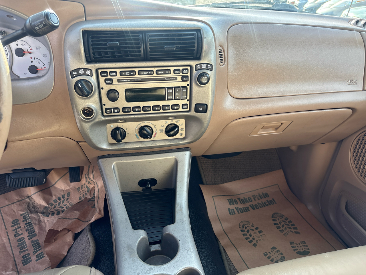 Ford Explorer Sport Trac 4WD 2001