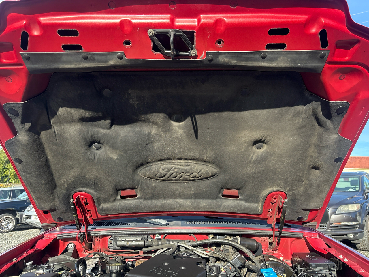 Ford Explorer Sport Trac 4WD 2001