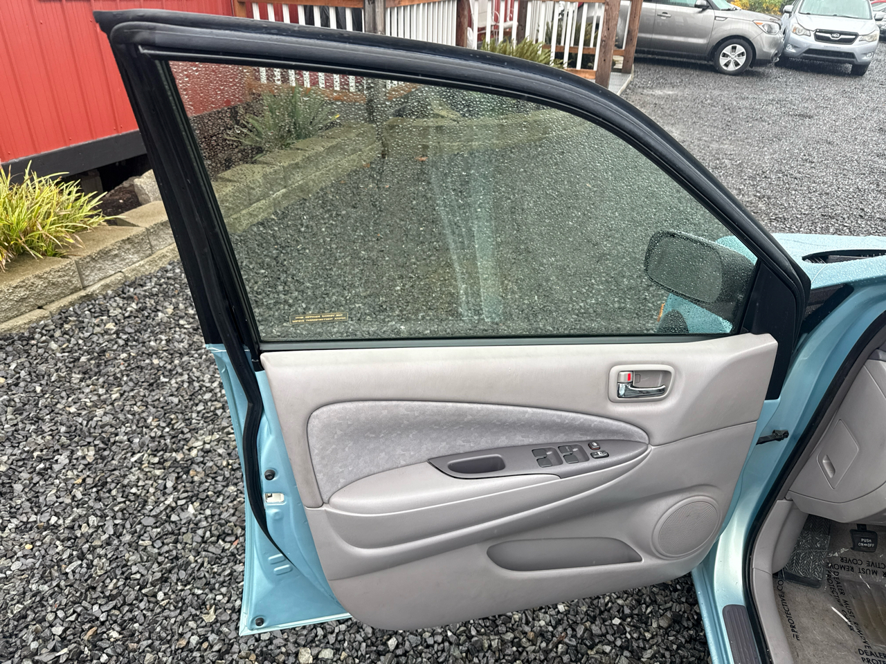 Toyota Prius Base 2001