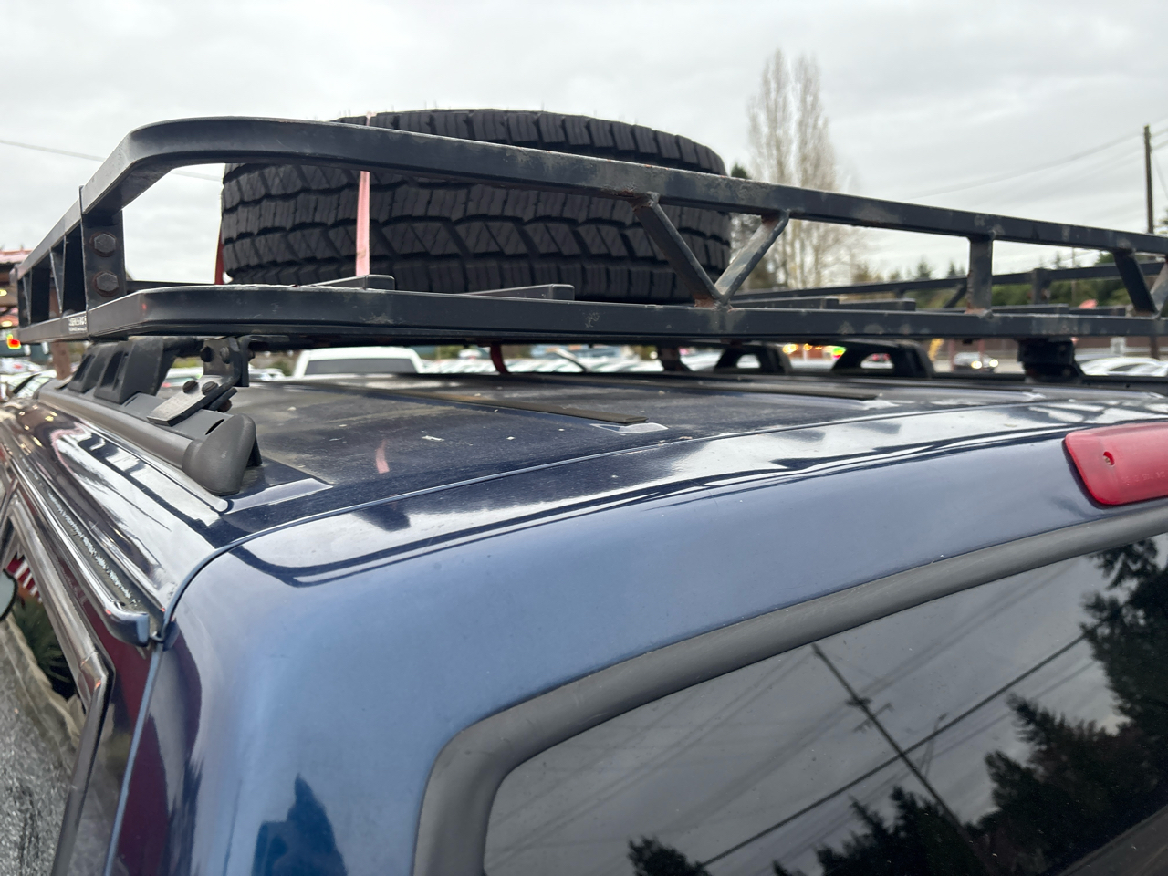 2000 Jeep Cherokee Sport photo 3