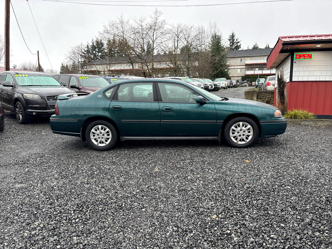 Chevrolet Impala Base 2000