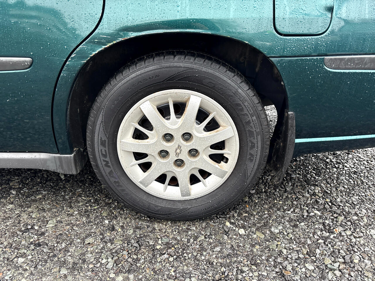 Chevrolet Impala Base 2000