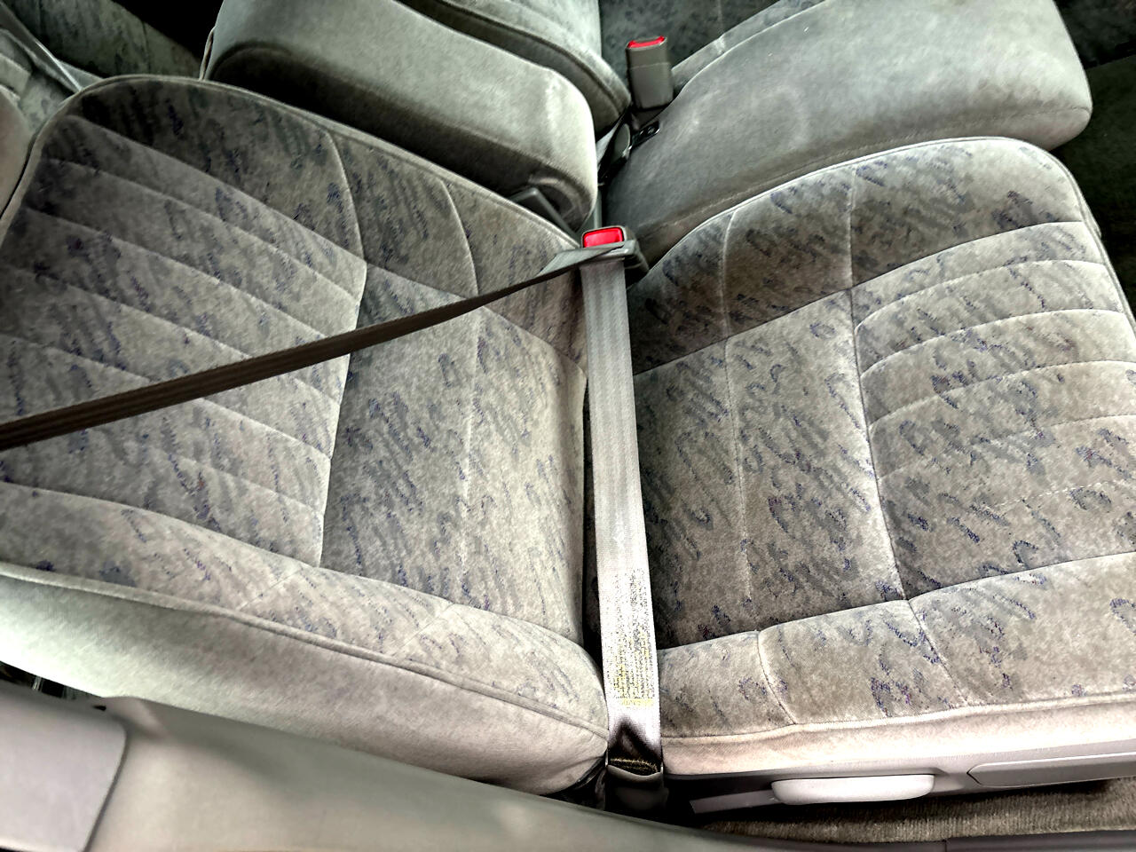 Chevrolet Impala Base 2000