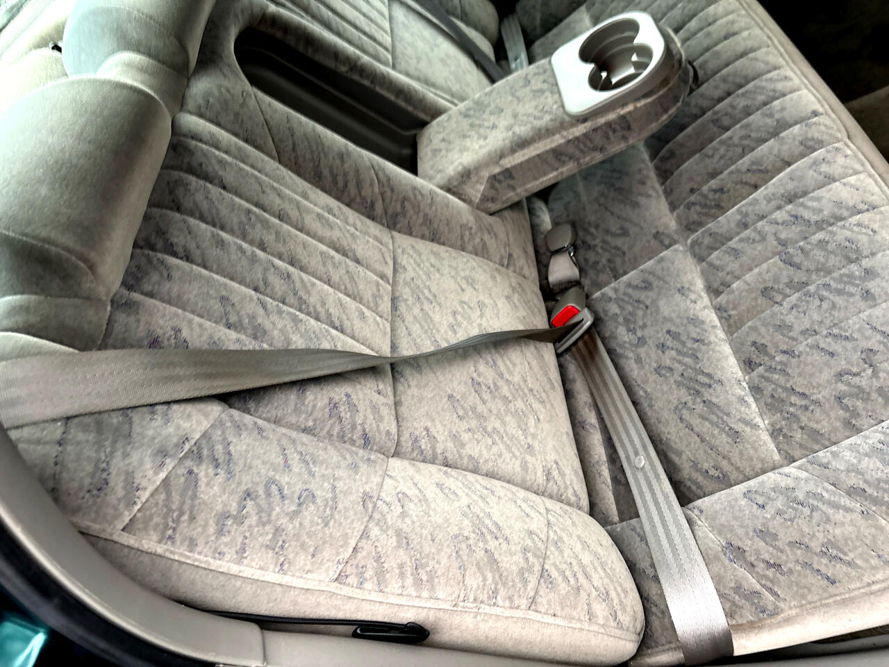 Chevrolet Impala Base 2000