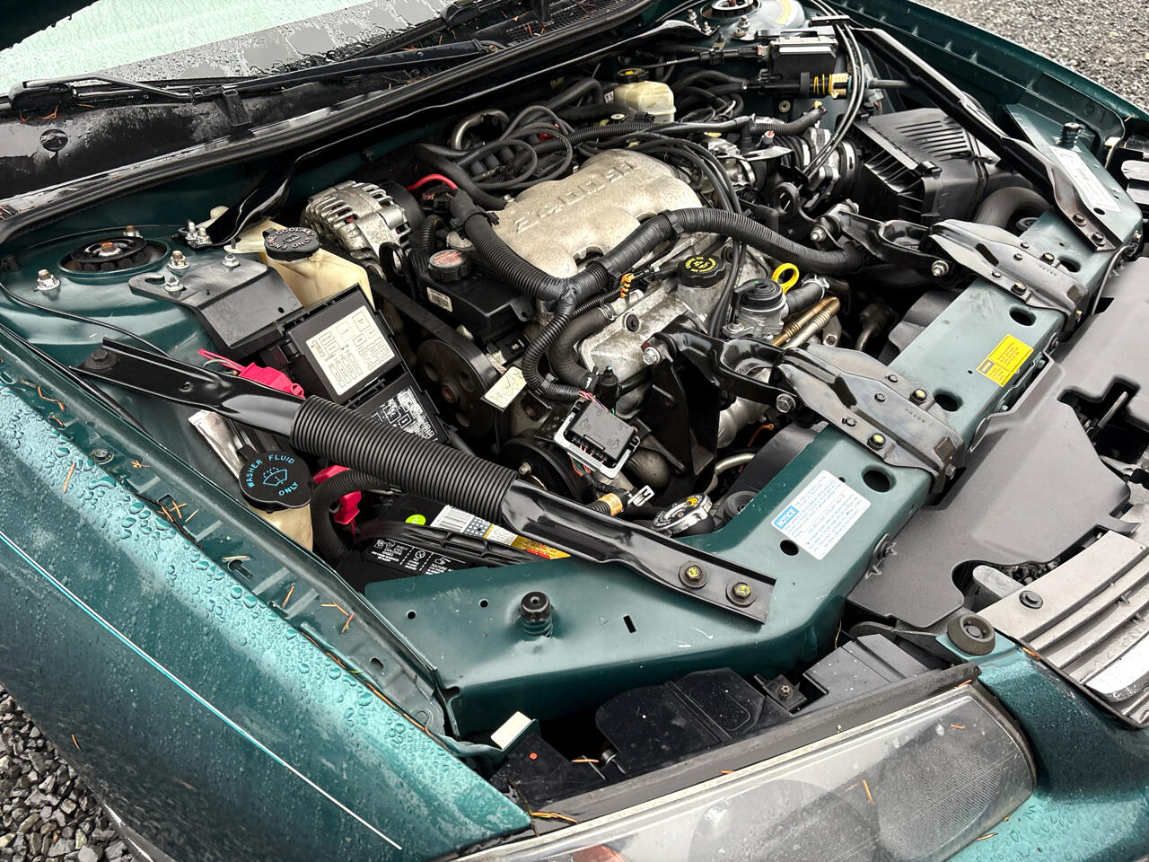 Chevrolet Impala Base 2000