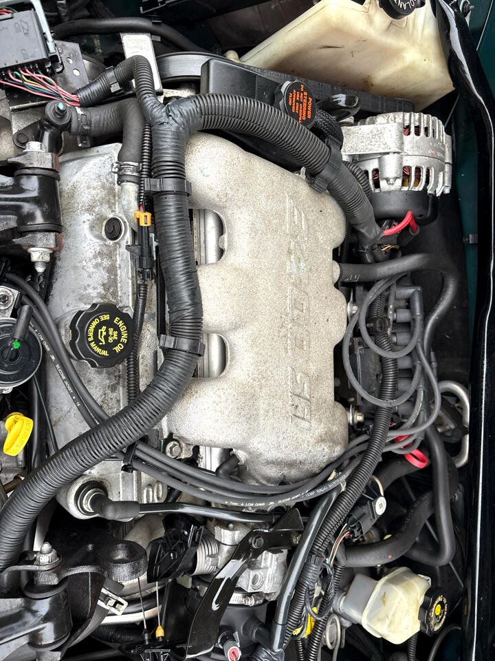 Chevrolet Impala Base 2000