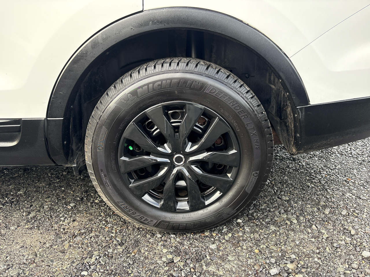 Ford Explorer Base 4WD 2012