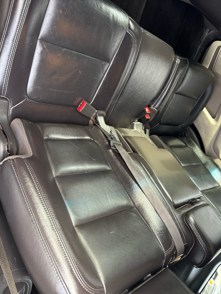 Ford Explorer Base 4WD 2012