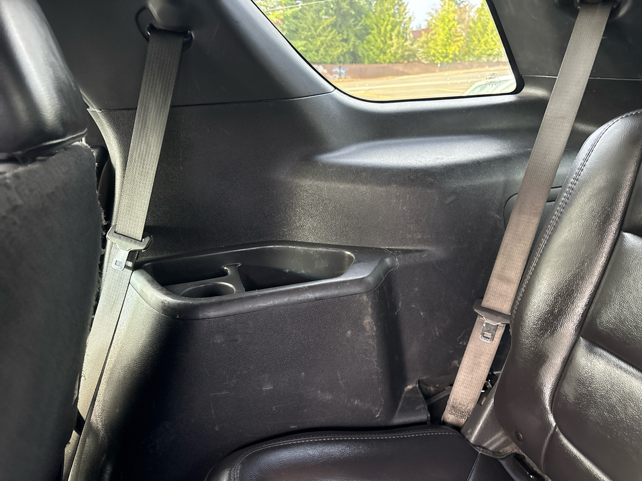 Ford Explorer Base 4WD 2012