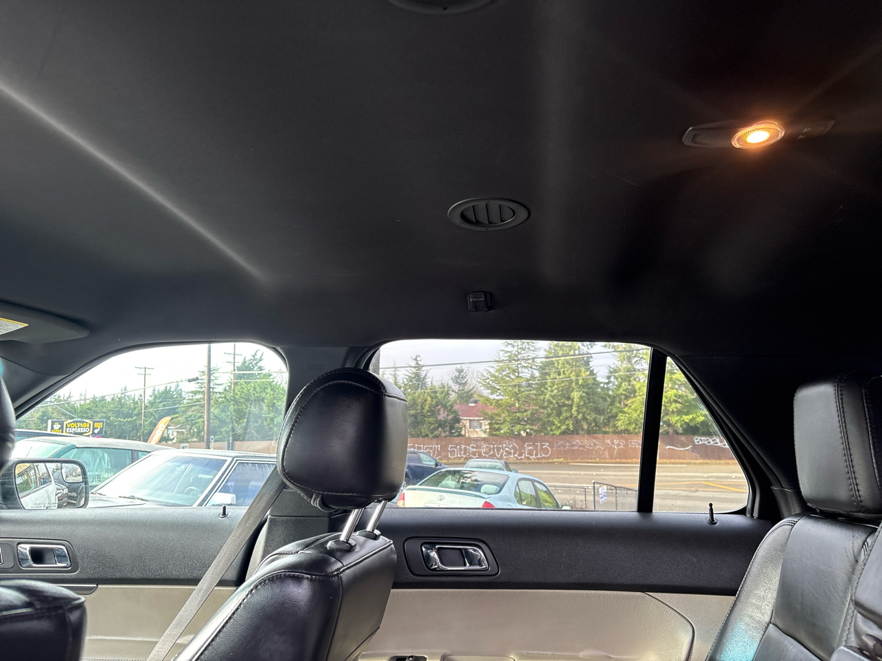 Ford Explorer Base 4WD 2012