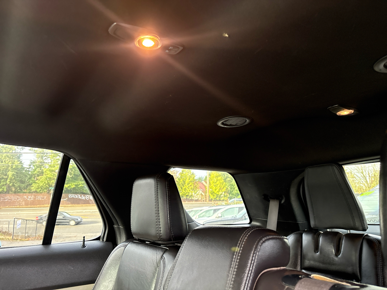 Ford Explorer Base 4WD 2012