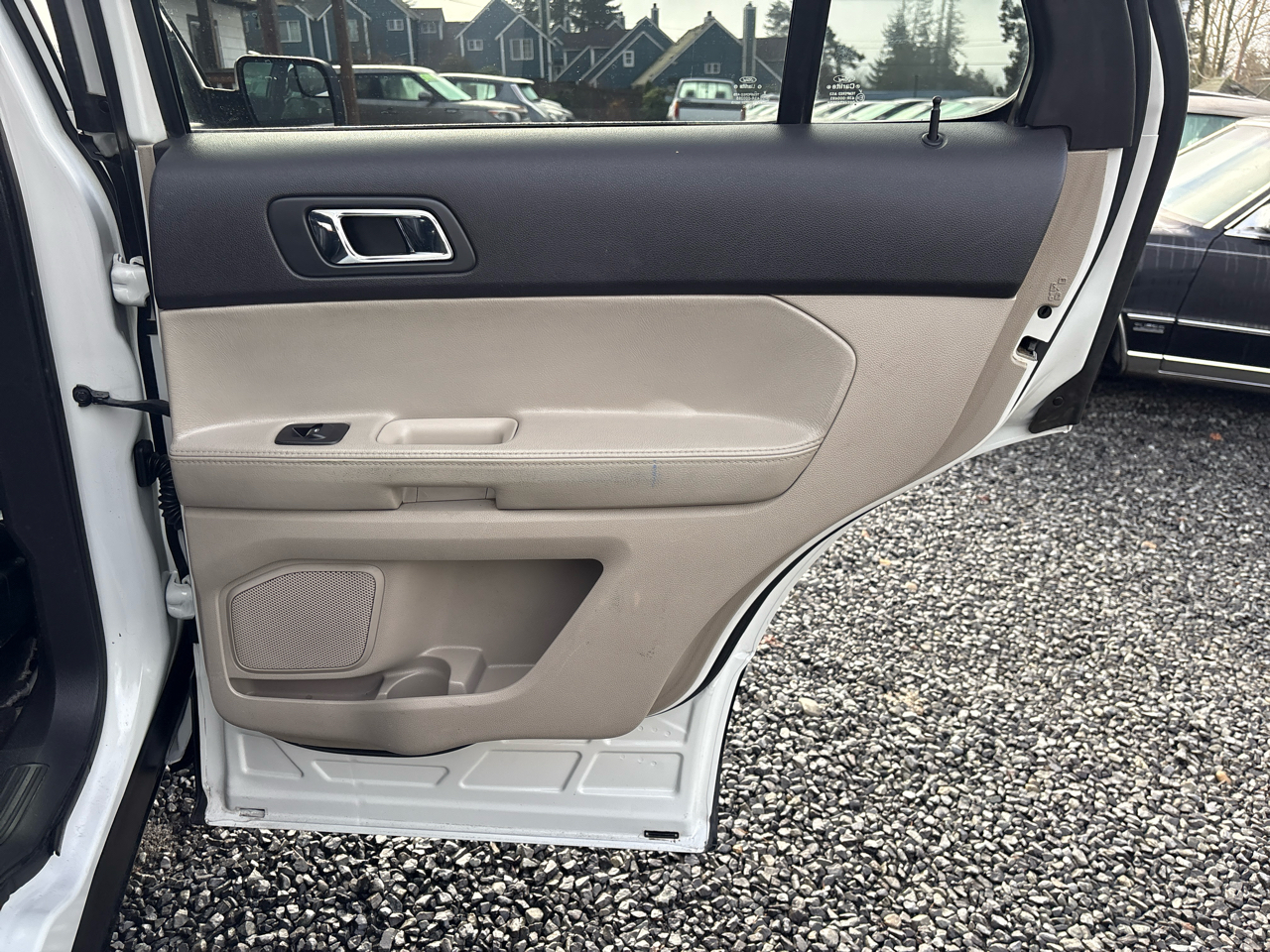 Ford Explorer Base 4WD 2012