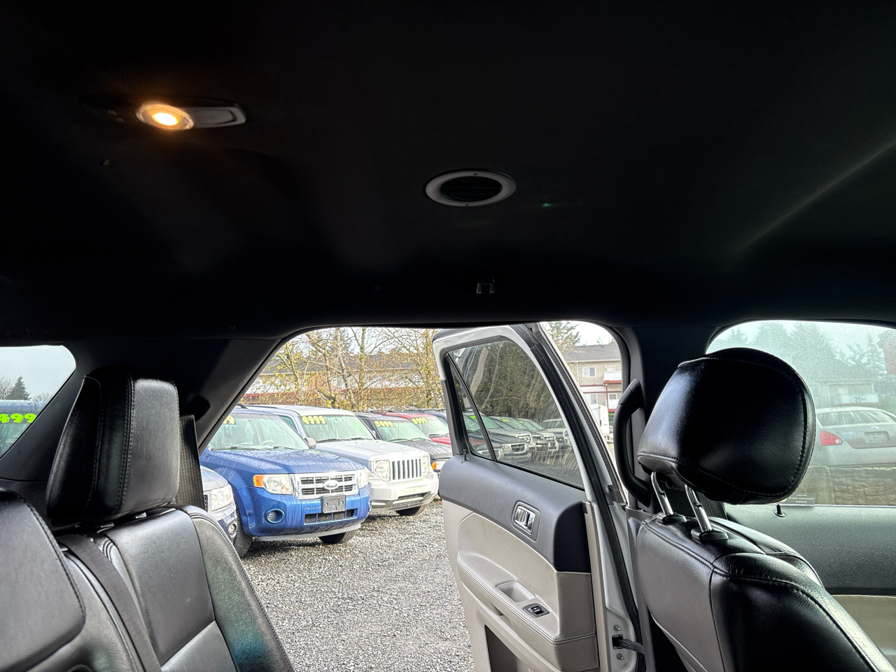 Ford Explorer Base 4WD 2012