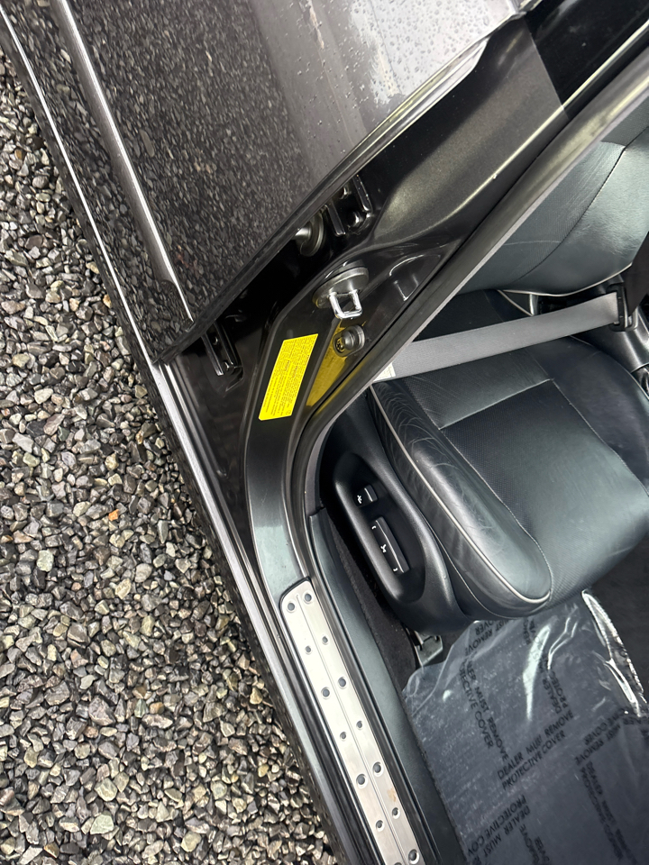 Lexus IS 300 5-Speed Sedan 2005