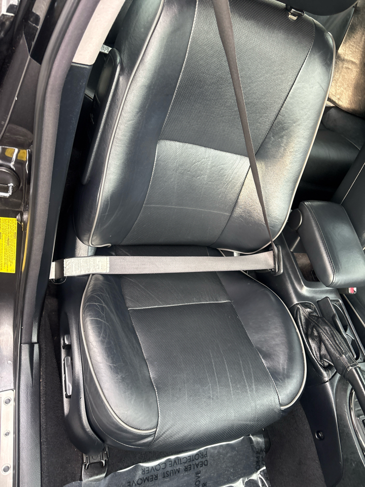 Lexus IS 300 5-Speed Sedan 2005