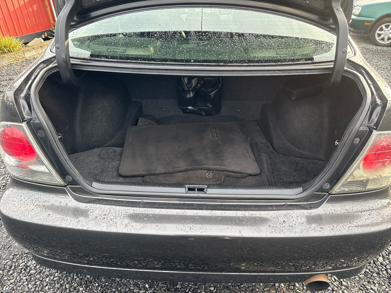 Lexus IS 300 5-Speed Sedan 2005