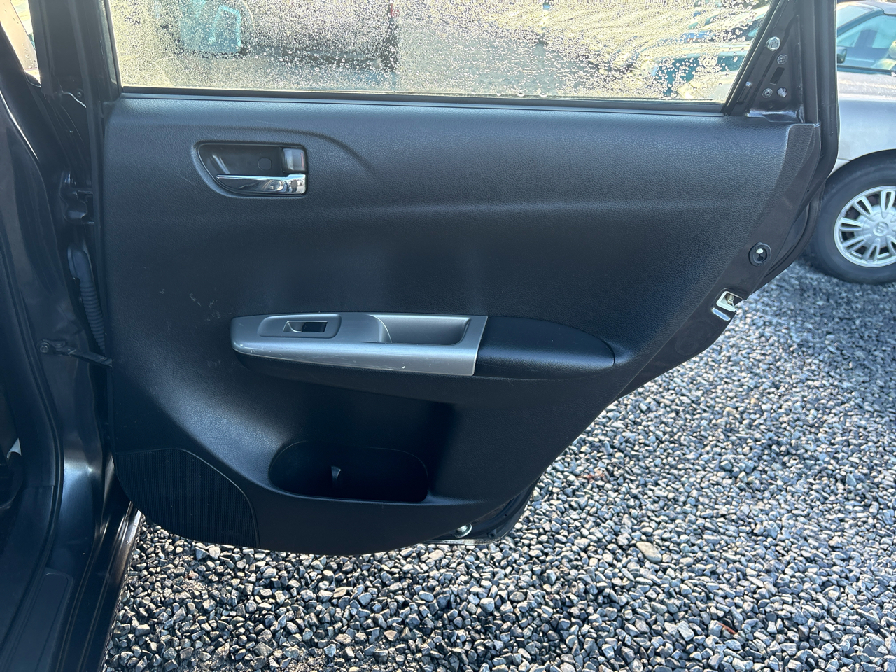 Subaru Impreza 2.5i 5-door 2009