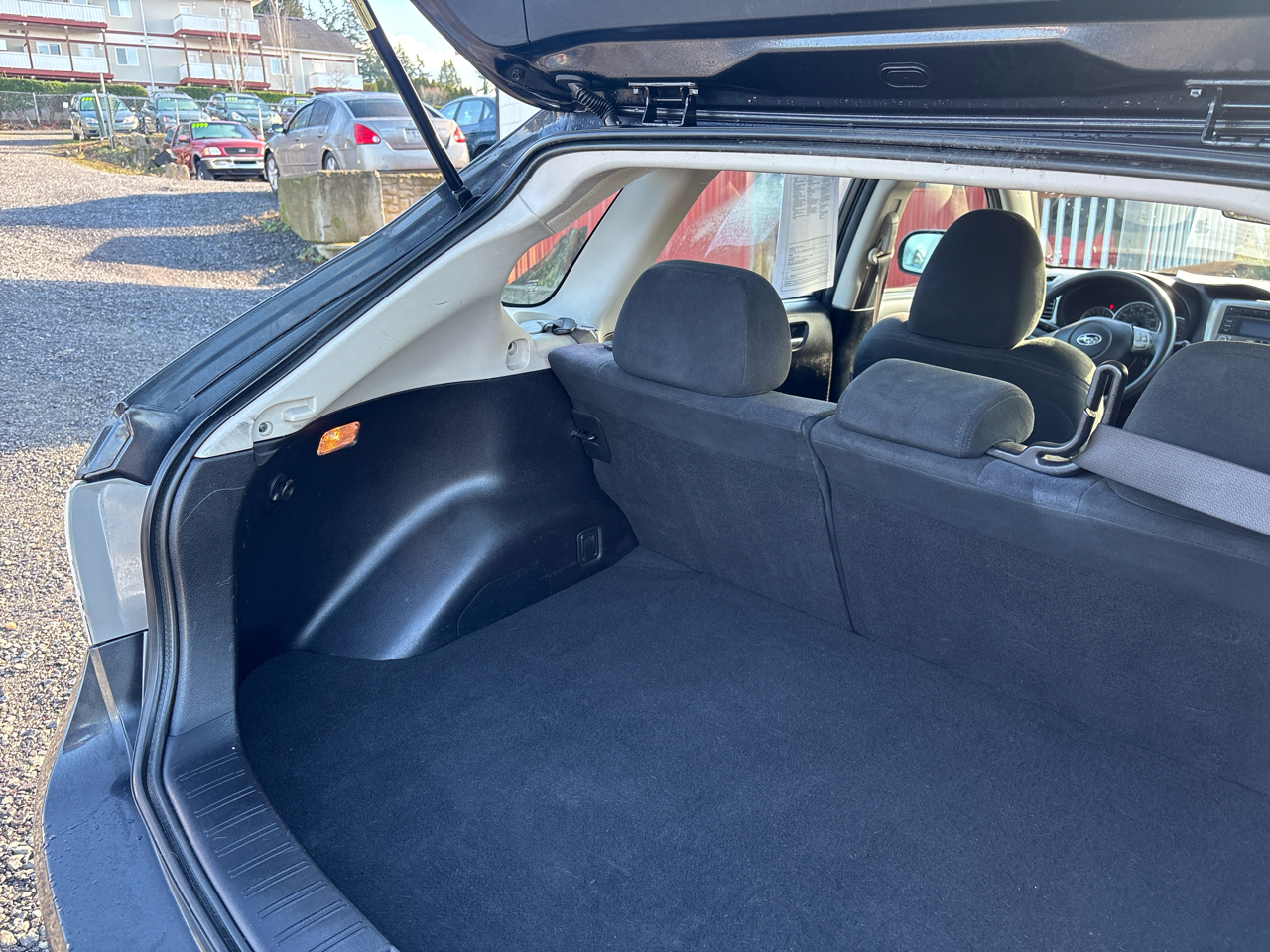 Subaru Impreza 2.5i 5-door 2009