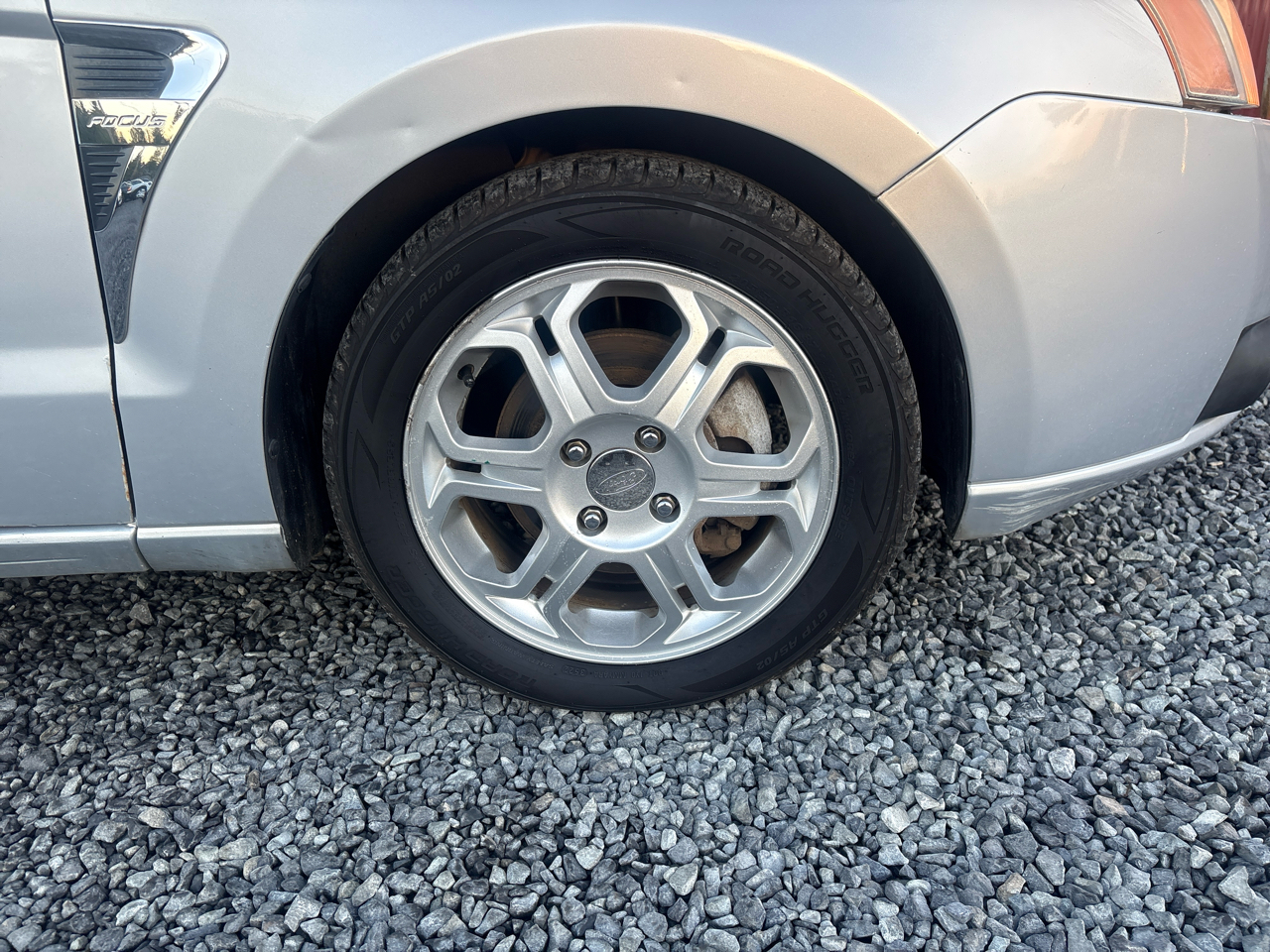 Ford Focus SE Sedan 2008