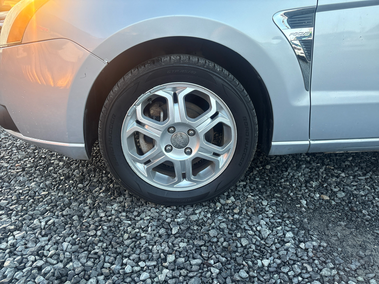 Ford Focus SE Sedan 2008