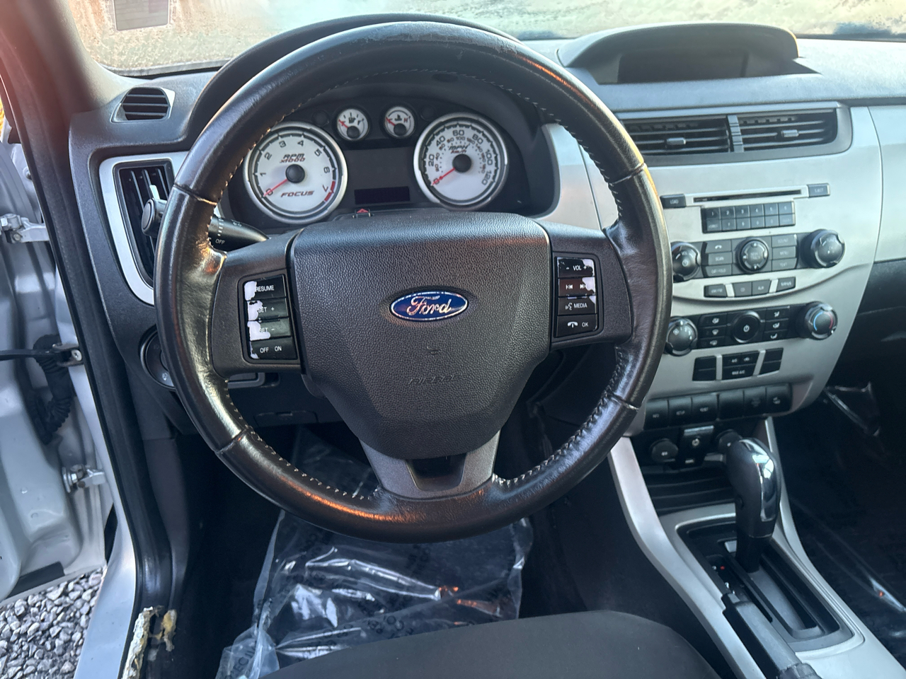 Ford Focus SE Sedan 2008