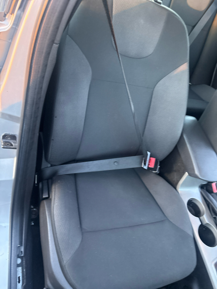 Ford Focus SE Sedan 2008