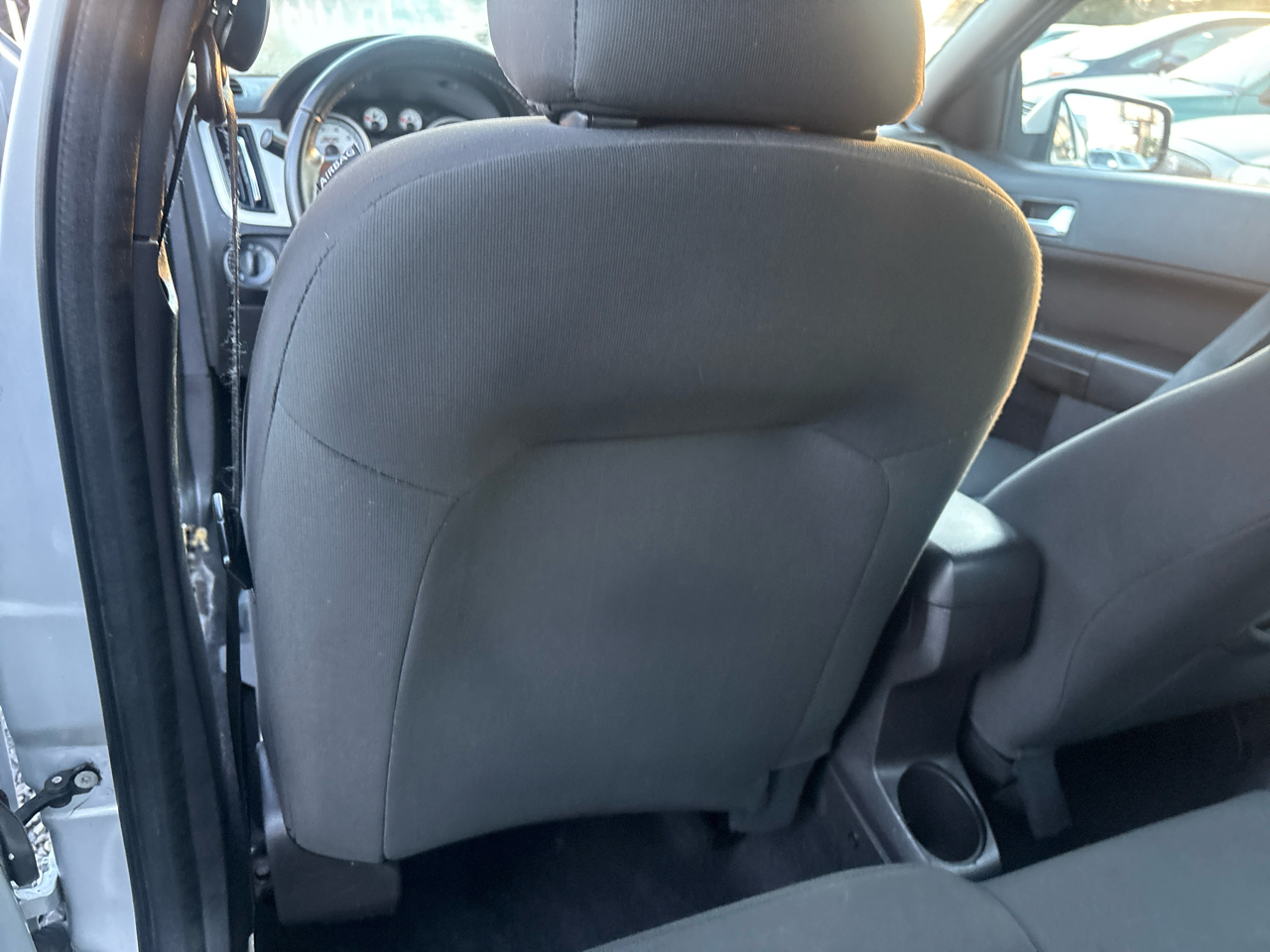 Ford Focus SE Sedan 2008