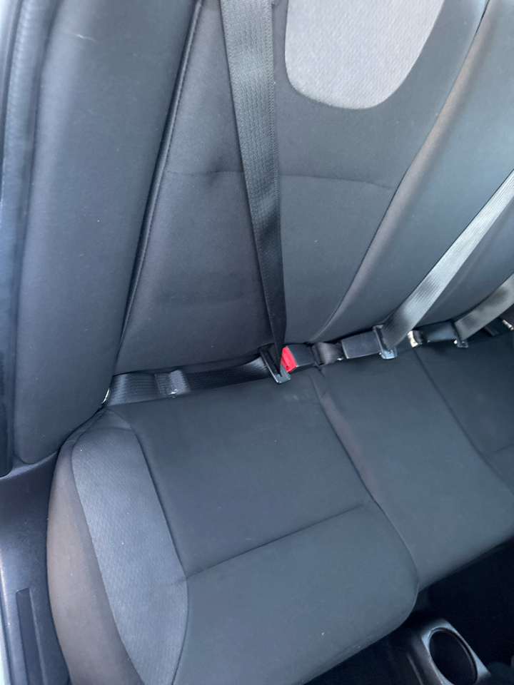 Ford Focus SE Sedan 2008